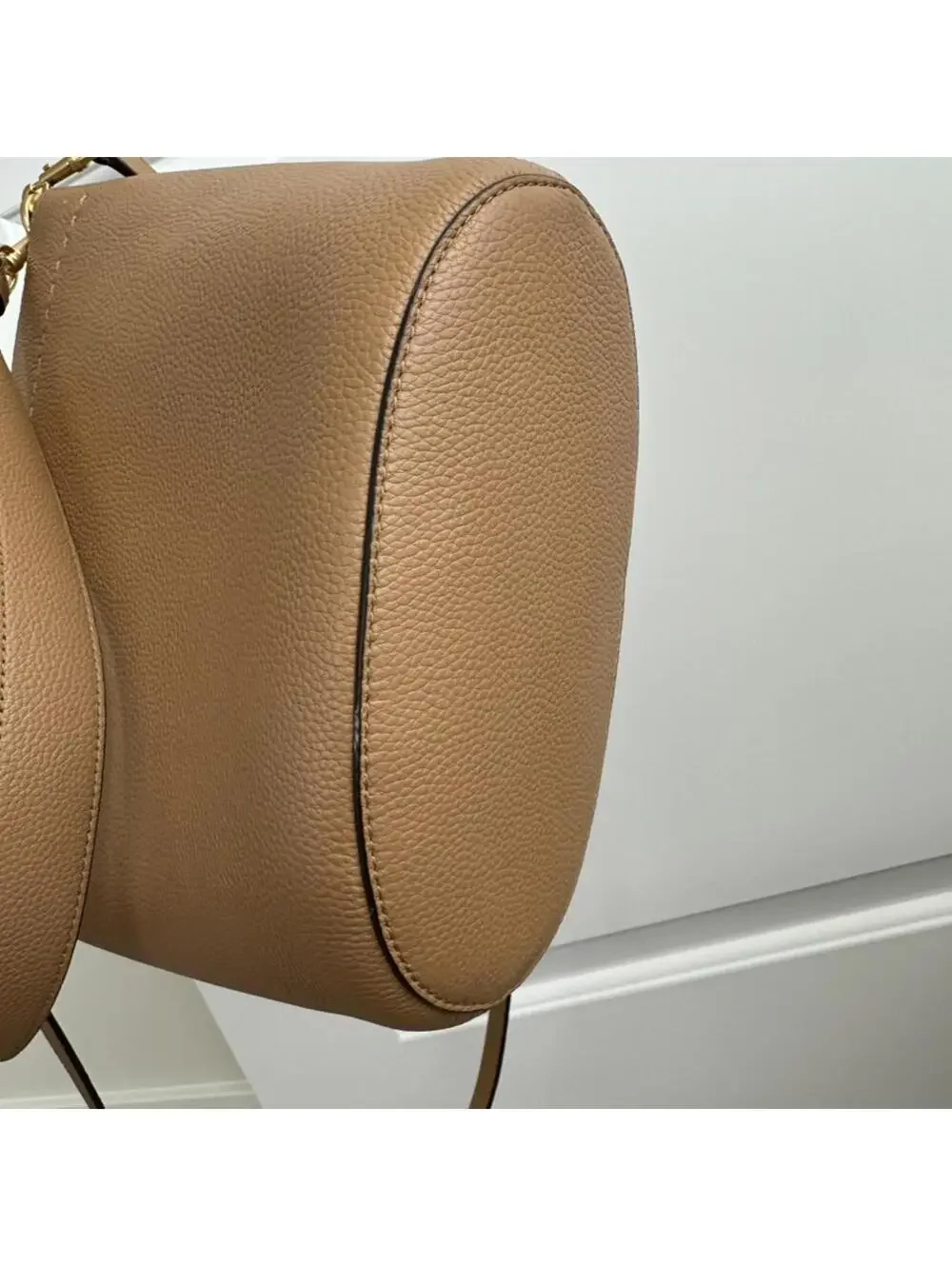 Tory Burch McGraw Leather Bucket Bag Tiramisu Brown Gold Hardware
